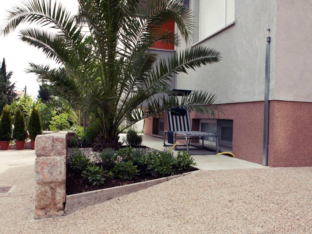 Apartments Paklenica สตารีกราด-ปาเคลนีซา ภายนอก รูปภาพ